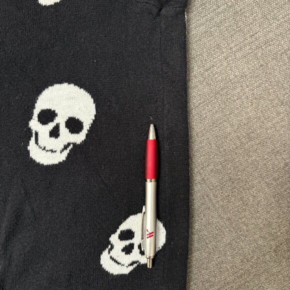 Vintage Y2K Smiling Skulls Women Oversized Cardigan XL Goth Emo Grunge Button up - Picture 11 of 15